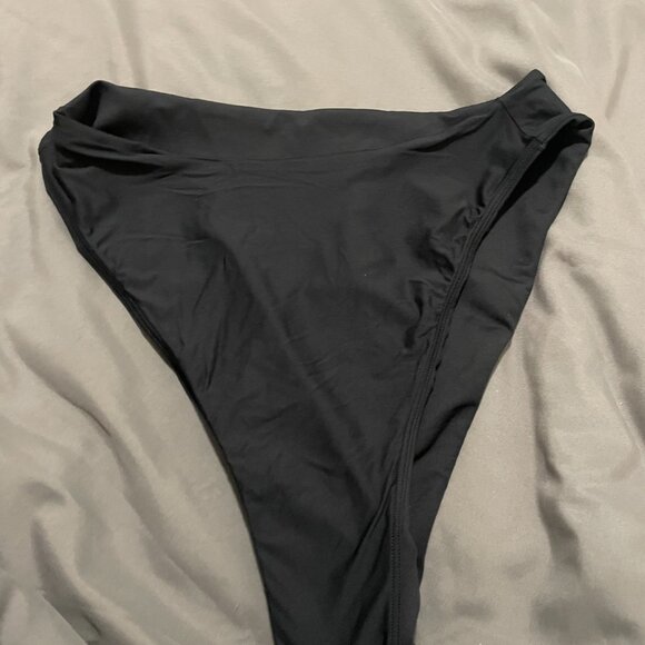 Left on Friday - Throwback Bottom - Picture 4 of 4